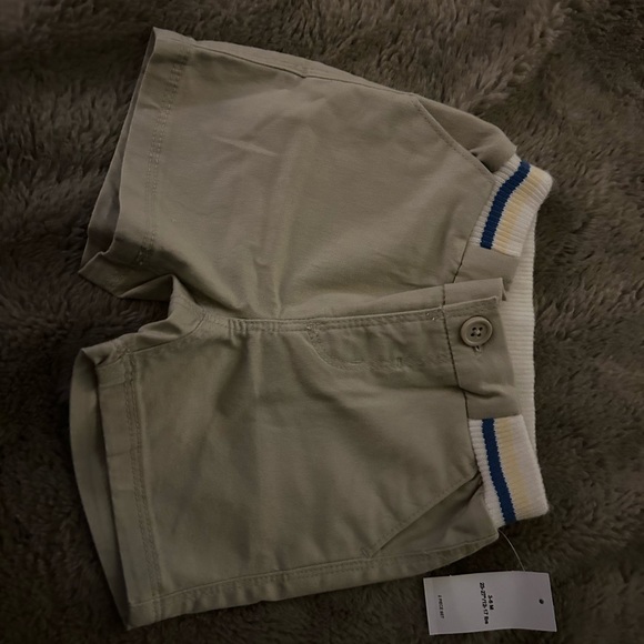 Old Navy, Baby Shorts - Picture 5 of 5